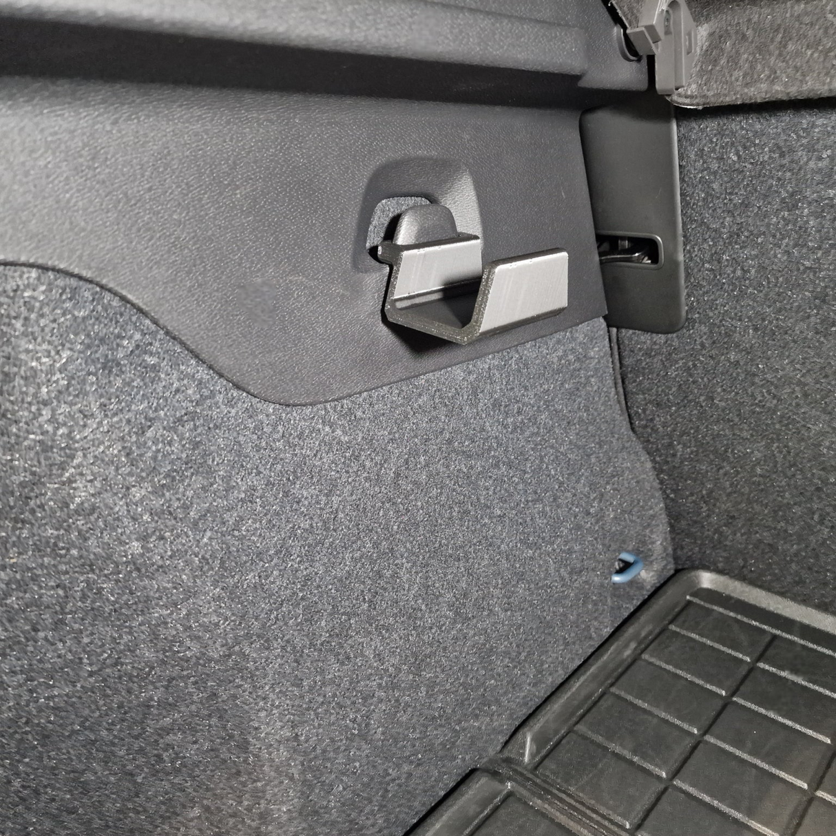 Kofferbakhaken - Volvo EX30/XC40/C40