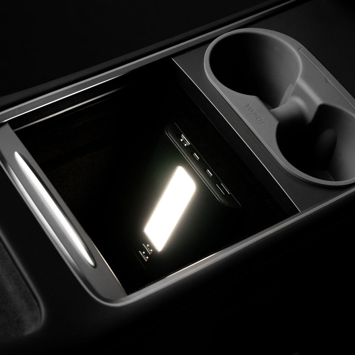 Jowua USB-hub med LED-lys til Tesla Model 3/Y