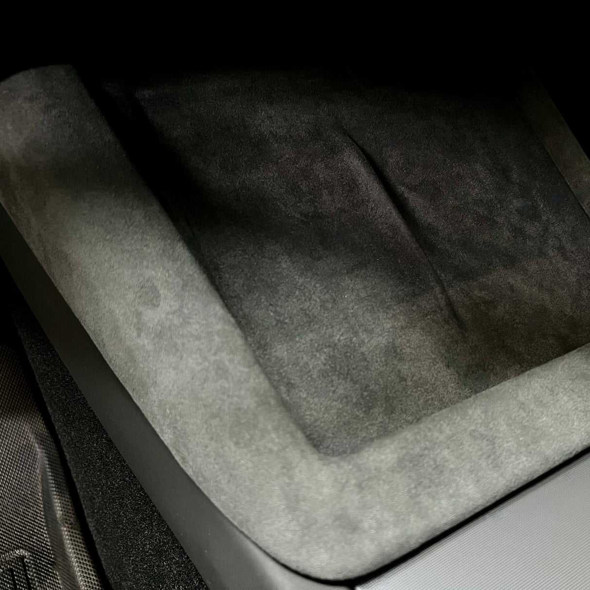 Alcantara frame voor Tesla Model 3 Highland