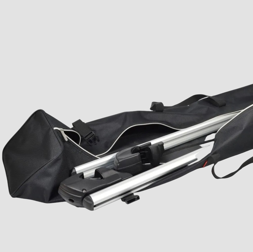 Ben je op zoek naar accessoires voor elektrische auto's? Bij GreenCarGear hebben we alles, van autoverzorgingsproducten, laders voor elektrische auto's, accessoires voor thuis opladen van elektrische auto's, en meer. Je vindt hier alle Tesla-accessoires, VW ID 4-accessoires en Ford Mustang Mach E-accessoires.