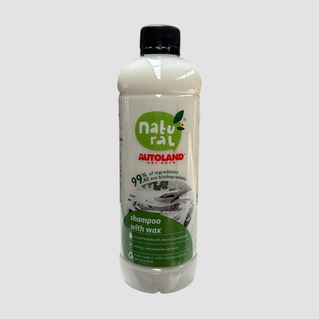 Autoland Shampoo met was voor een effectieve en zachte reiniging van de auto.