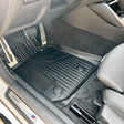 3D All Weather vloermatten set voor BMW i4, perfecte pasvorm en bescherming.