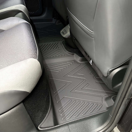 Achtermat voor VW ID.3/Cupra Born met antislip TPE-materiaal en hoge rand.