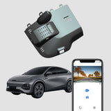 FitCamX dashcam voor XPENG G6 2022-2025, getoond met live app-verbinding.