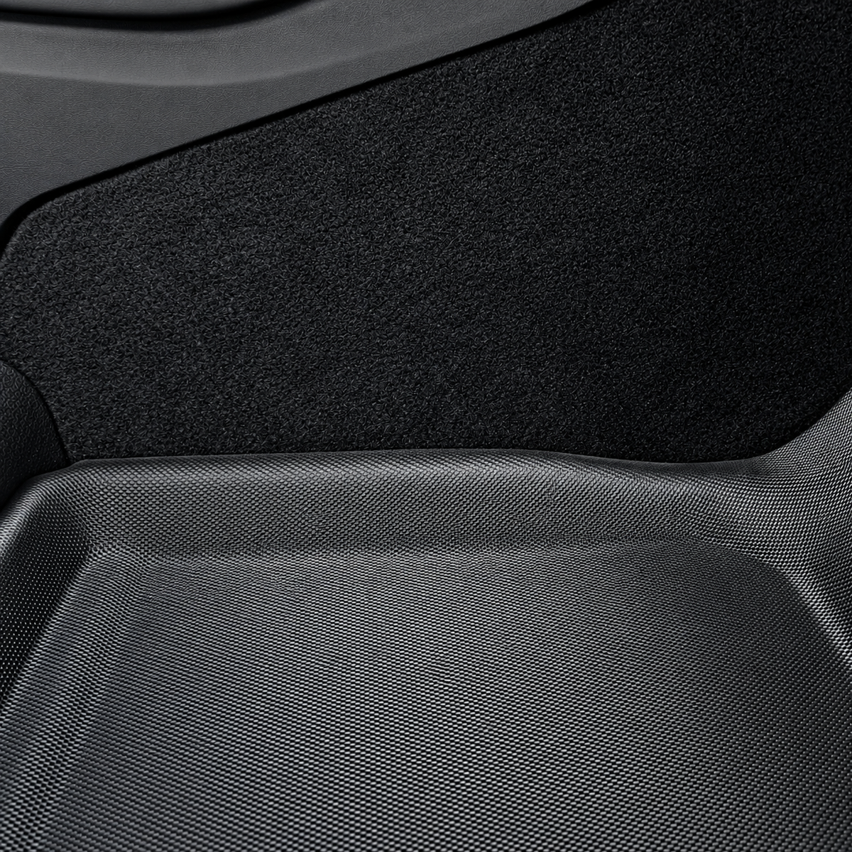 GCG MAX All Weather mattenset – past op Tesla Model 3 2024-