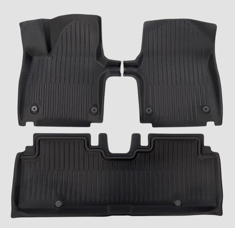 GCG MAX All Weather vloermatten set in drie lagen voor Kia EV6, voor- en achterstoelen getoond op productfoto.