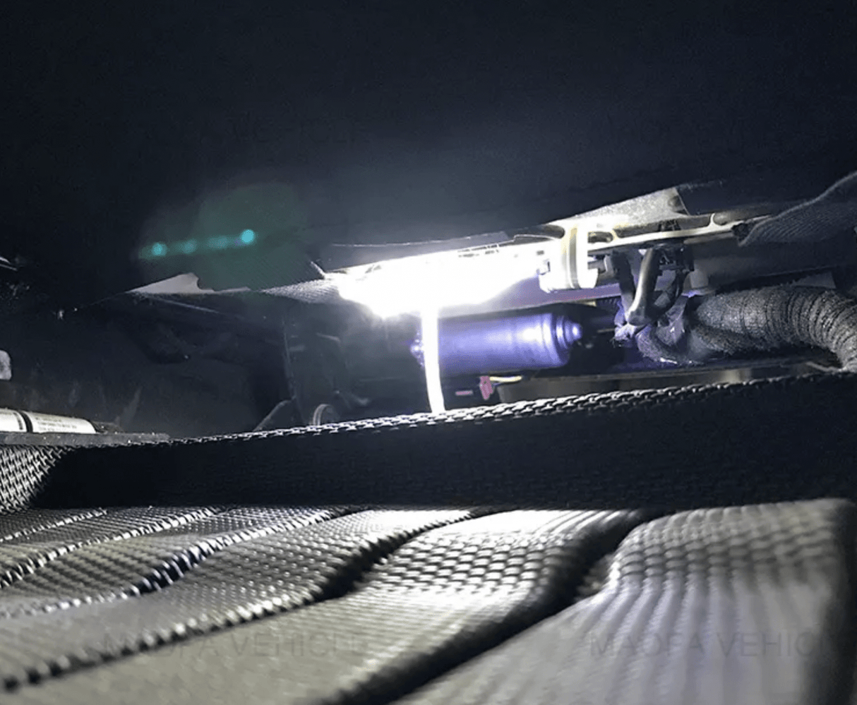 LED lampen, past op TESLA Model Y (onder de stoelen)