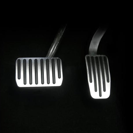 zwarte afbeelding van aluminium pedalen voor Tesla