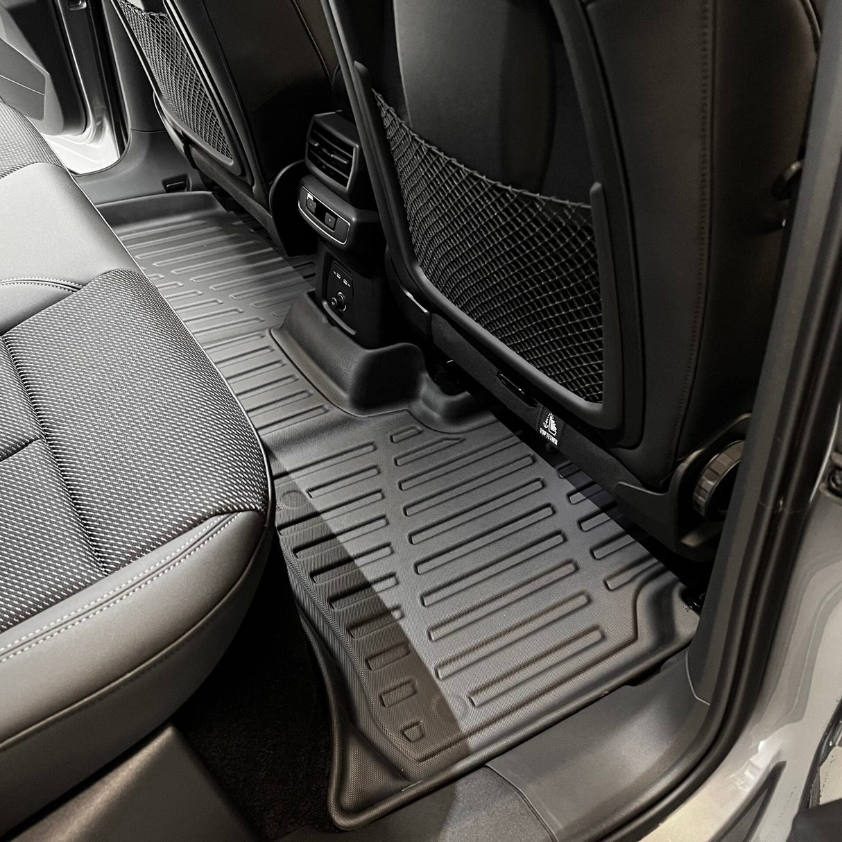 achterbankmat voor Audi Q4 e-tron geplaatst